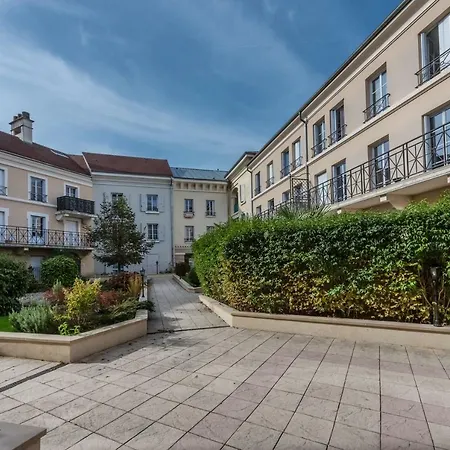 Апартаменты Place Toscane Диснейленд Париж